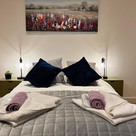 Lavender Retreat Bed and Breakfast Wrexham Esterno foto