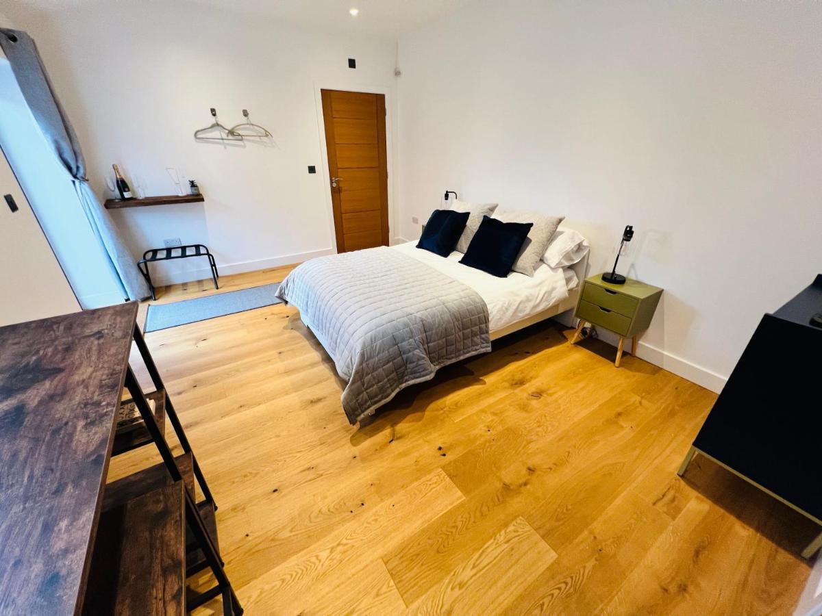 Lavender Retreat Bed and Breakfast Wrexham Esterno foto