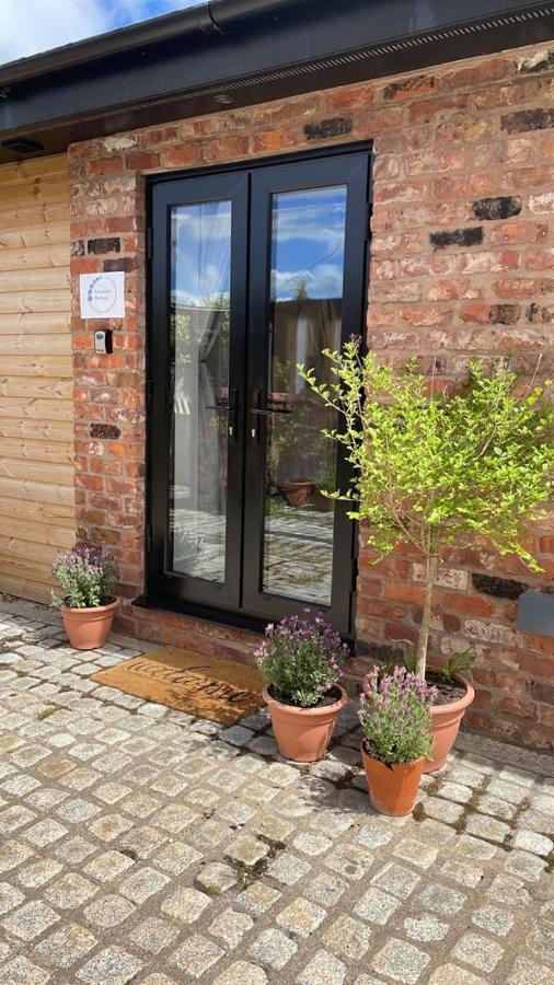 Lavender Retreat Bed and Breakfast Wrexham Esterno foto